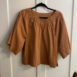 Everlane Gathered Seersucker top in Tawny